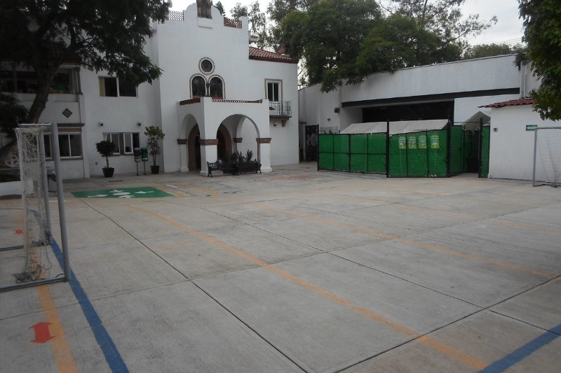 Churchill-patio