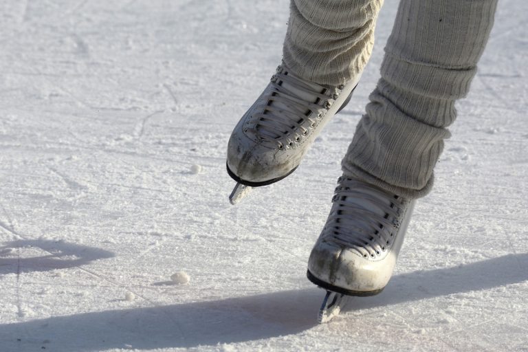patinaje-sobre-hielo-momadvisor