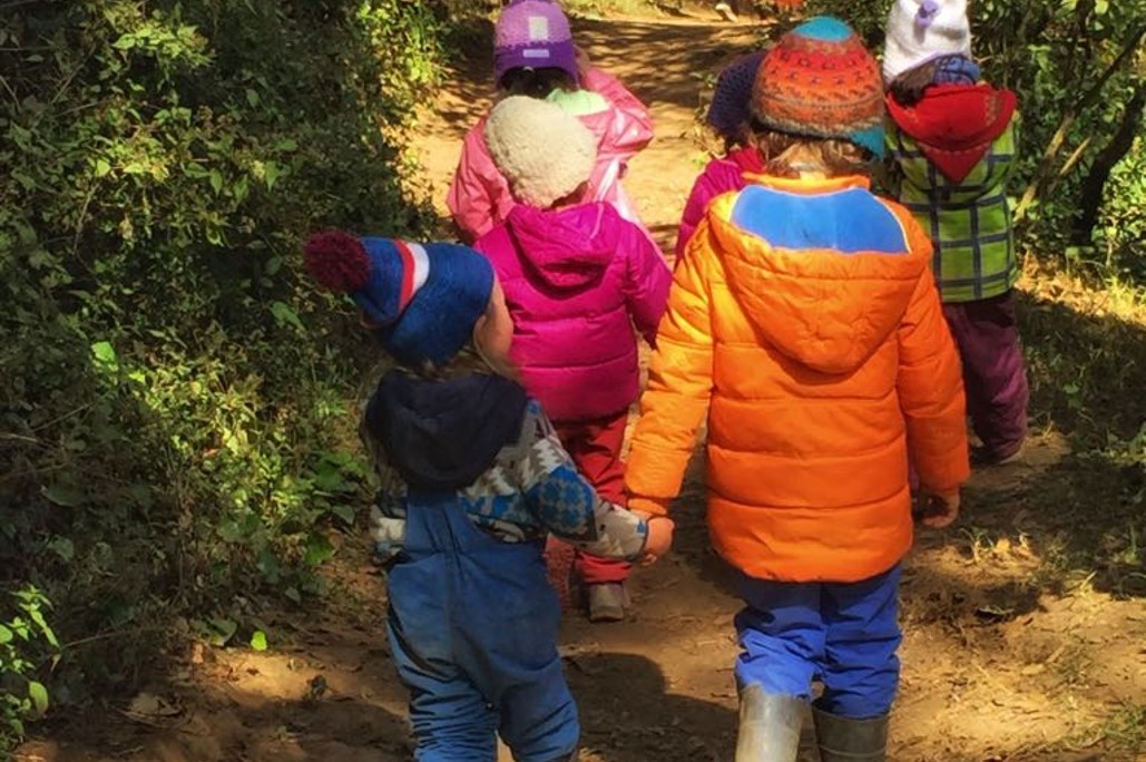 comunidad-educativa-el-hilar-ninos-school-fest-momadvisor