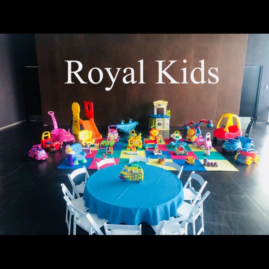 silla_real_mobiliario_fiestas_infantiles_niños silla_real_mobiliario_fiestas_infantiles_niños