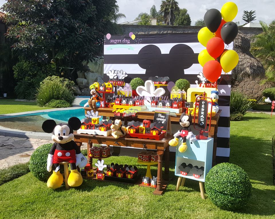 sugar-day-mesas-de-dulces-mickey