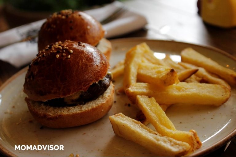 restaurante parrilla paraiso comida uruguaya ciudad de mexico cdmx tlalpan comer con niños jardin menu infantil hamburguesas logo 768x512