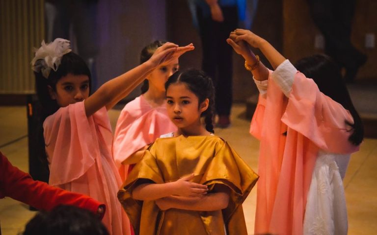 mi mundo interior kinder preescolar escuela primaria colonia del valle ciudad de mexico cdmx estudio Yoga Euritmia Actividades Artisticas acuarela tejido teatro 768x480