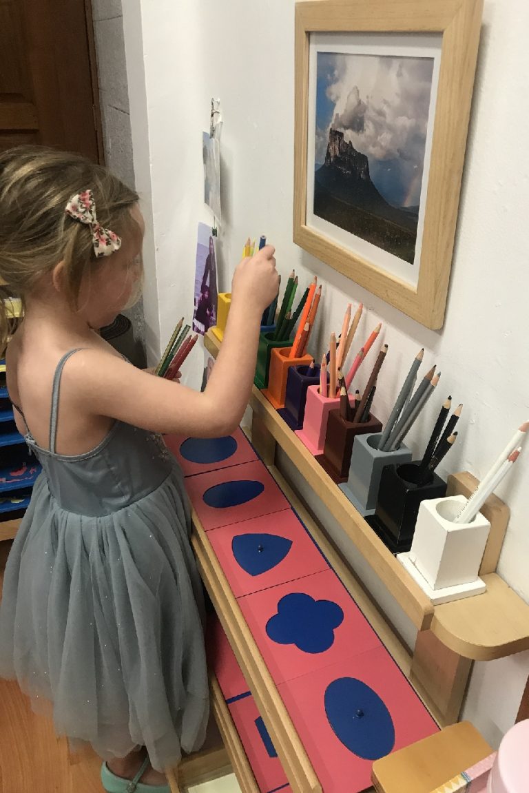 kids place montessori condesa escuela preescolar kinder primaria arte 768x1151