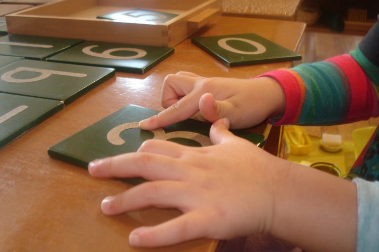 kids place montessori condesa escuela preescolar kinder primaria numeros 768x511