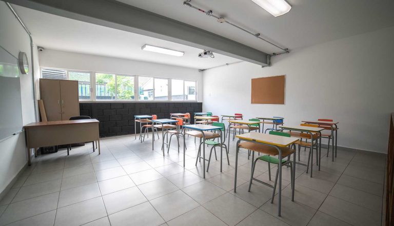 Colegio Lenox Queretaro el Refugio ecoschool eco school bilingue salon 1 768x441