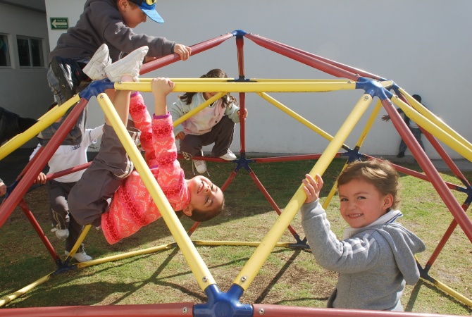 colegio lenox preescolar queretaro el refugio patio