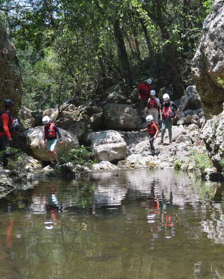 canonismo agua picocanoa rodavento veracruz viajar con ninos aventura rafting 768x954