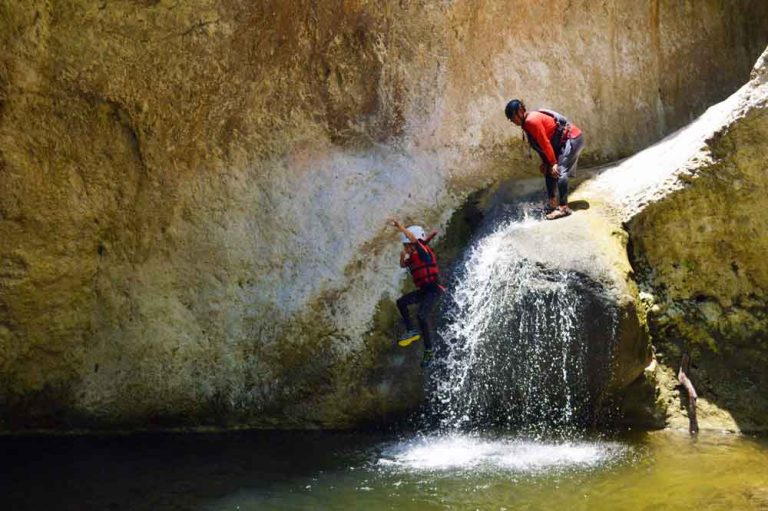 canonismo salto picocanoa rodavento veracruz viajar con ninos aventura rafting 768x511
