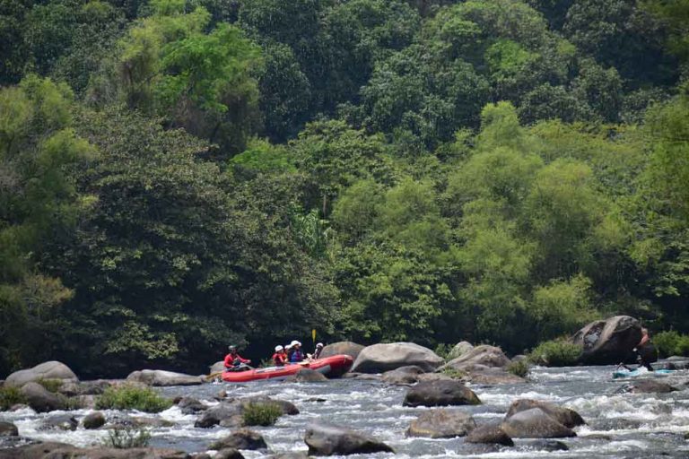 rio picocanoa rodavento veracruz viajar con ninos aventura rafting 768x512