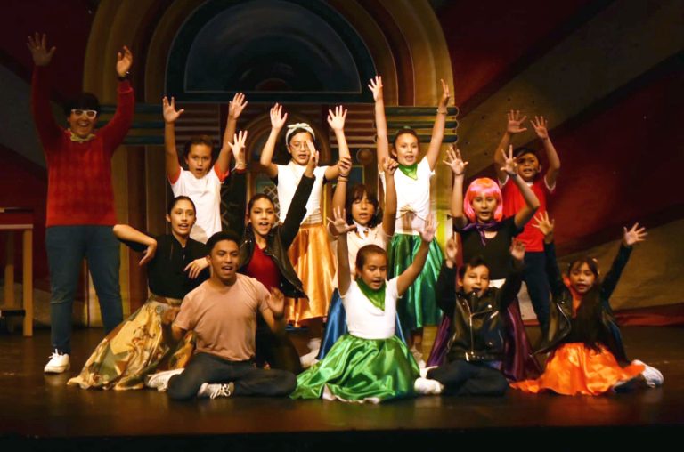 curso de verano de teatro si artes escenicas obra infantil 768x508