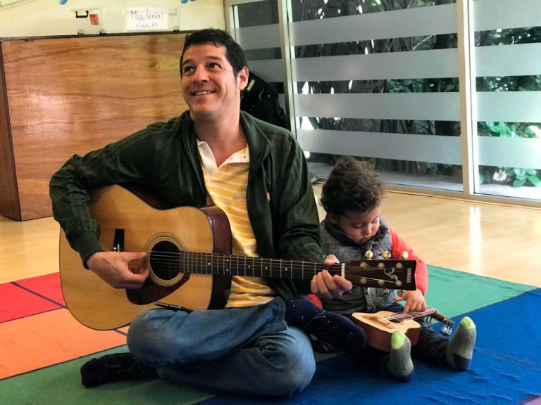 musicenglish by yuum alvaro obregon papa 768x576