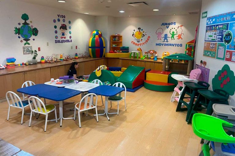 Sport City Kids Club Curso de Verano Primavera Invierno para ninos natacion ludoteca 1 768x512
