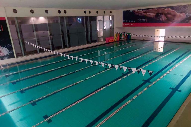 Universidad Alberca Sport City Kids Curso de Verano Primavera Invierno para ninos 768x511