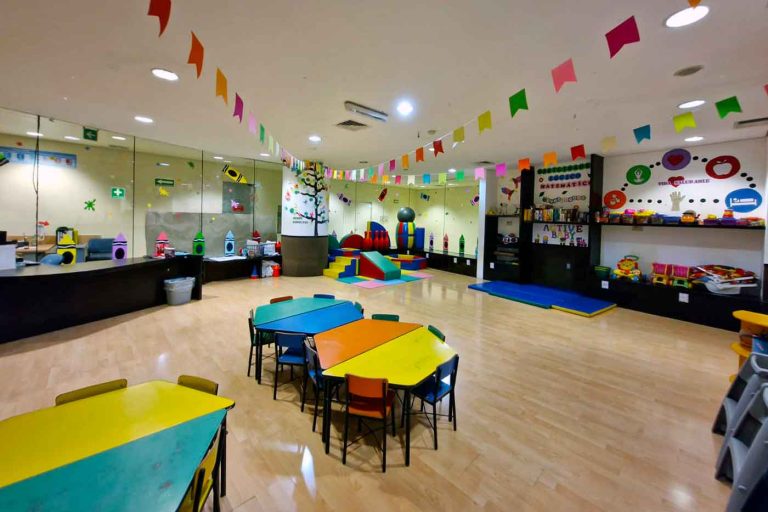 Universidad Ludoteca Sport City Kids Curso de Verano Primavera Invierno para ninos 768x512