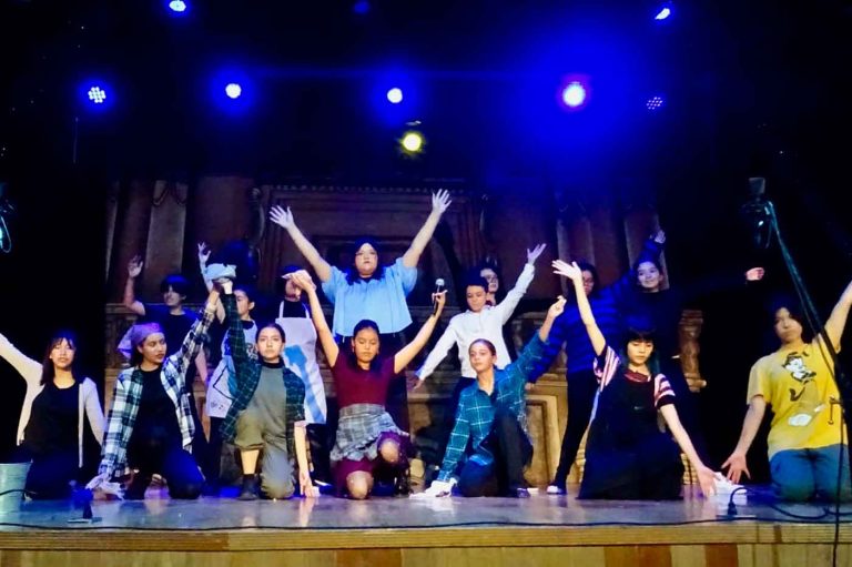 curso de verano de teatro si artes escenicas ensayo obra 1400 768x511