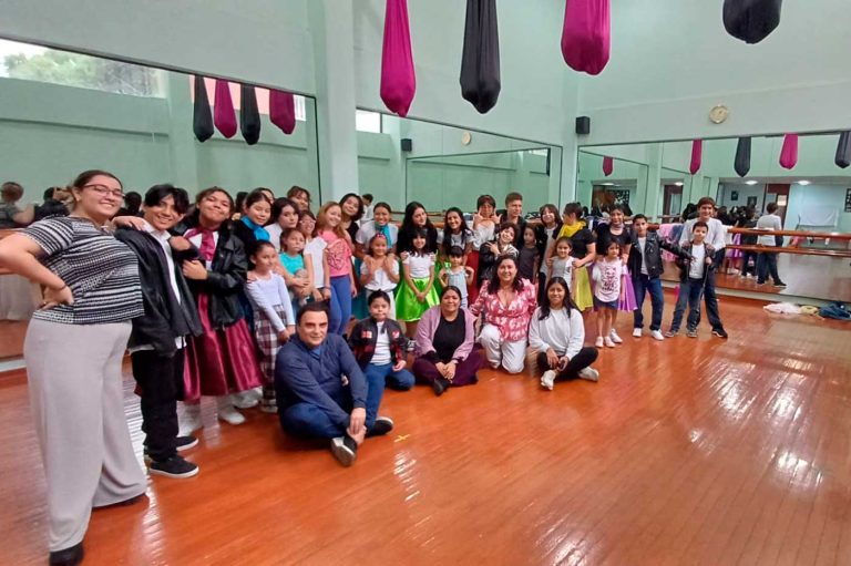 Curso de verano Si Artes Escenicas colonia del valle galerias insurgentes cdmx team 768x511
