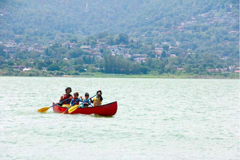 Pipiol campamento canoa 768x512