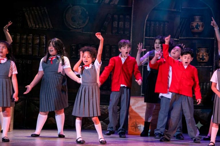 guzart curso de verano teatro musical en coyocacn churubusco ninos infantil cdmx obra 768x512