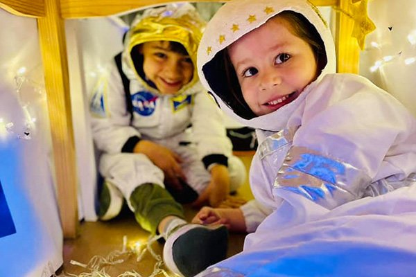 glickskind-comunidad-educativa-astronauta