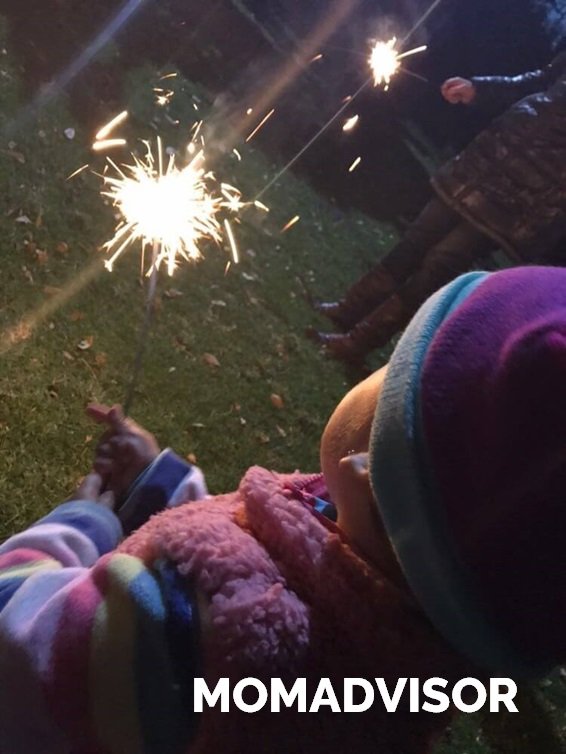 luces-de-bengala-posada-navideña-momadvisor