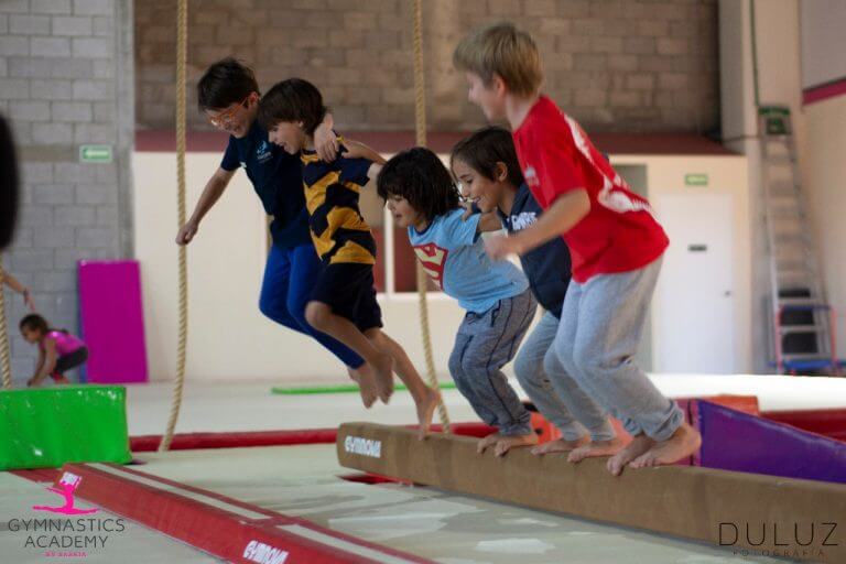 Gymnastics-Academy-by-Saskia-gimnasia-olimpica-artistica-infantil-ninos-niñas-ninas-santa-fe-cdmx-parkour