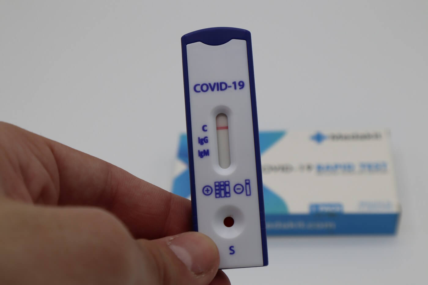 que-pruebas-existen-para-detectar-covid19-coronoavirus-dra-luisa-fernanda-mariscal-genetista-foto-medakit-ltd-unsplash