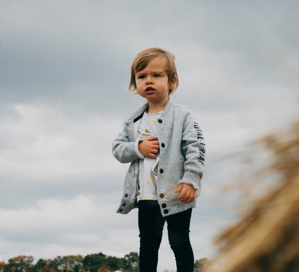 dolor-en-el-pecho-ninos-cardiologia-pediatra-punzadas-en-el-pecho-autor-dra-chantale-gilles-atin-para-momadvisor-foto-troy-t dolor-en-el-pecho-ninos-cardiologia-pediatra-punzadas-en-el-pecho-autor-dra-chantale-gilles-atin-para-momadvisor-foto-troy-t