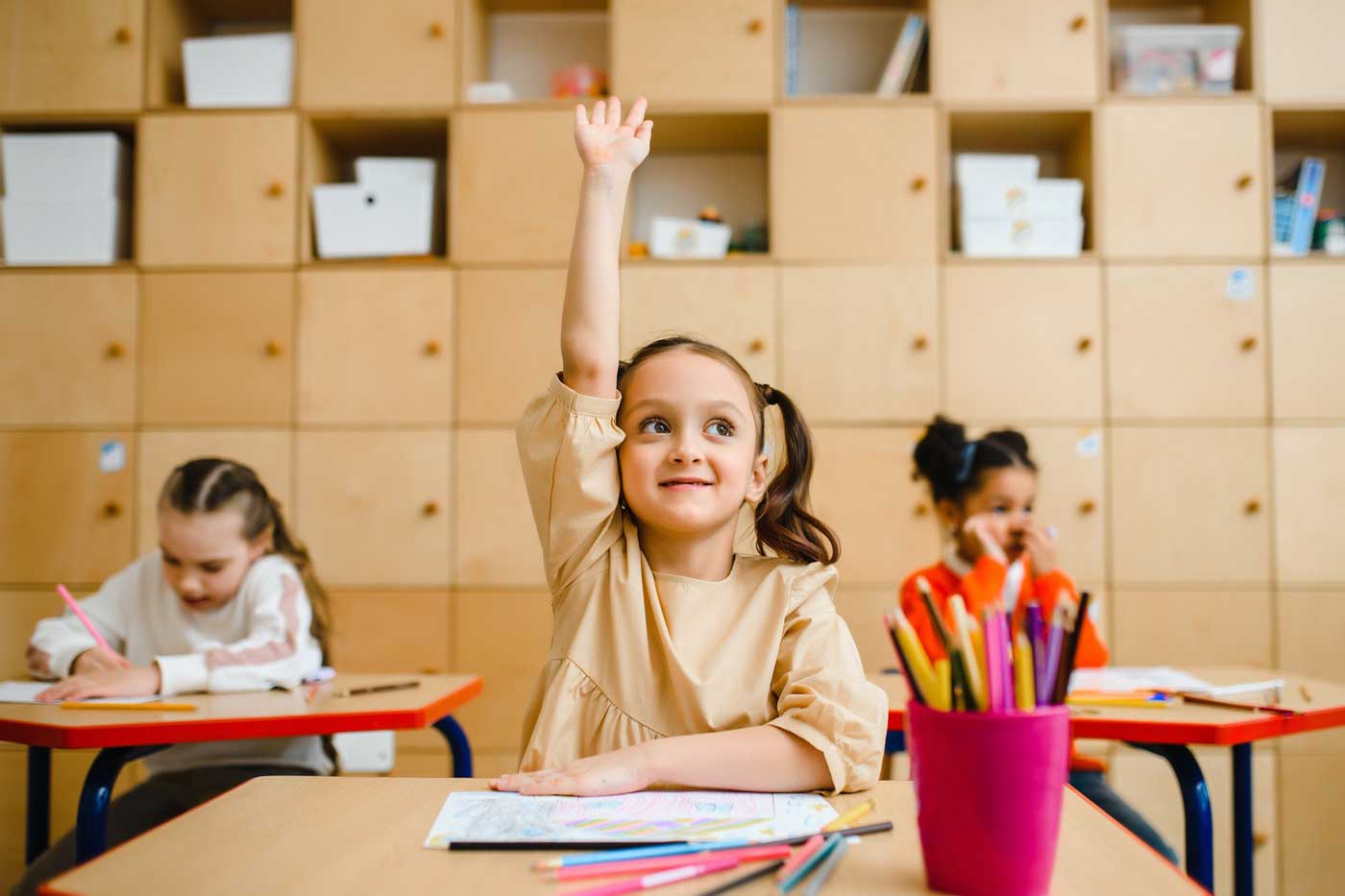 que-es-lo-mas-importante-para-elegir-una-escuela-en-2022-momadvisor-foto-pexels-anastasia-shuraeva