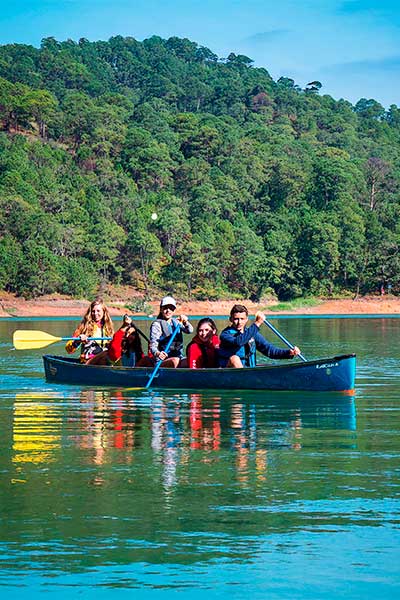 Pipiol-campamento-canoas-400x600